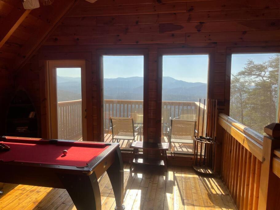 Vila Yogi'S Den: Breathtaking Views! 3 Min To Dollywood, On 1 Acre! Sevierville Exteriér fotografie