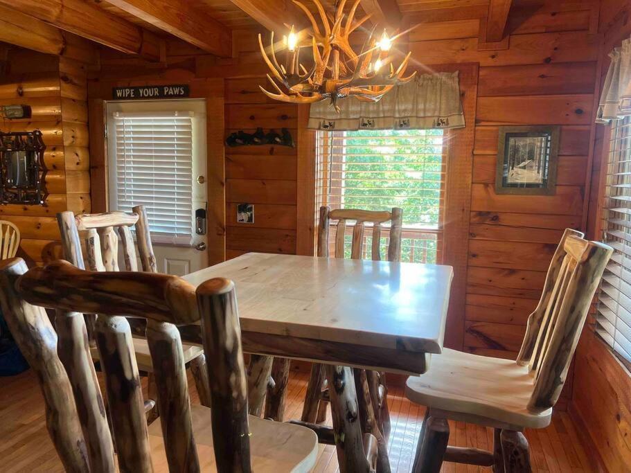Vila Yogi'S Den: Breathtaking Views! 3 Min To Dollywood, On 1 Acre! Sevierville Exteriér fotografie