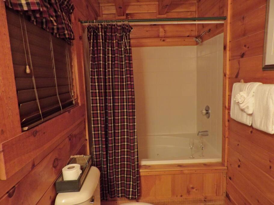 Vila Yogi'S Den: Breathtaking Views! 3 Min To Dollywood, On 1 Acre! Sevierville Exteriér fotografie