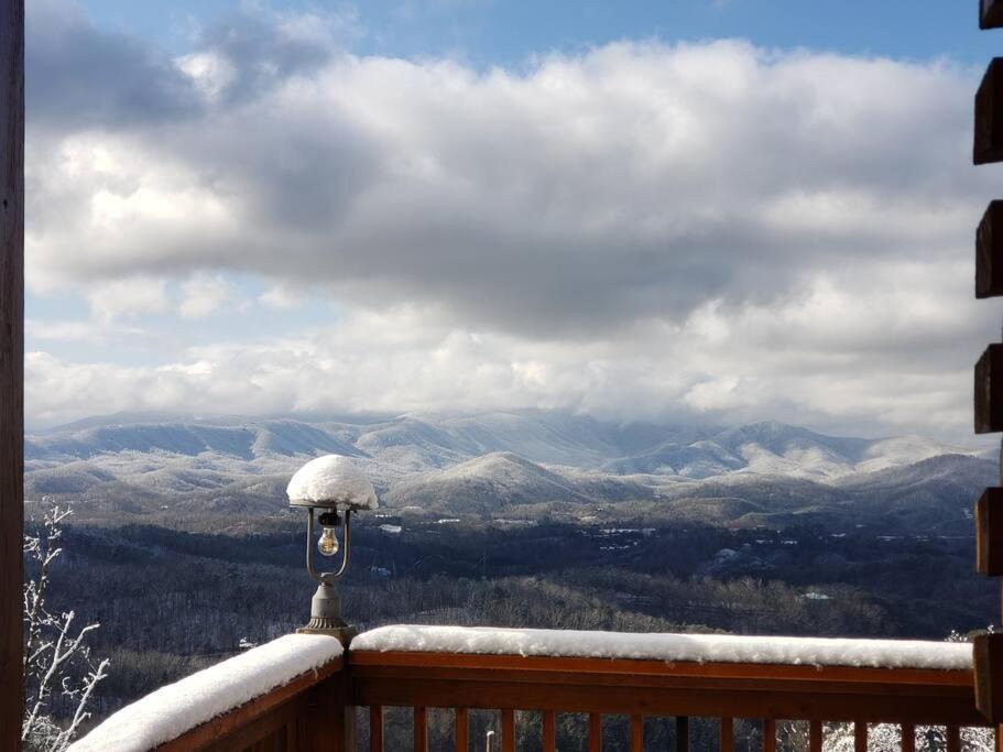 Vila Yogi'S Den: Breathtaking Views! 3 Min To Dollywood, On 1 Acre! Sevierville Exteriér fotografie